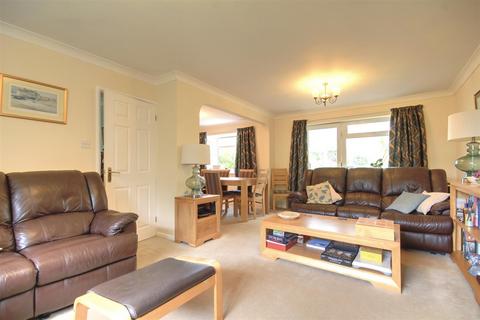 4 bedroom detached house for sale, Ware Lane, Wyton