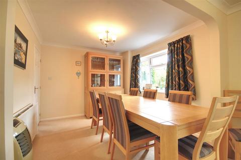 4 bedroom detached house for sale, Ware Lane, Wyton