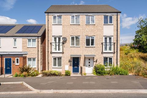 3 bedroom townhouse for sale, Brook Road, Speedwell