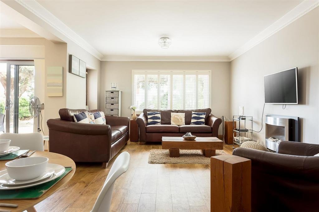 Sandy Shores Flat2 Marina Court-ph19 print.jpg