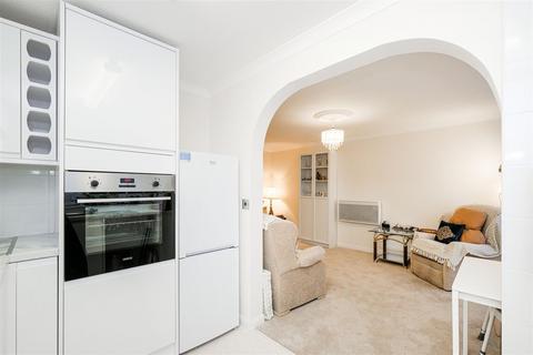 1 bedroom apartment for sale, Cambridge Park, Wanstead