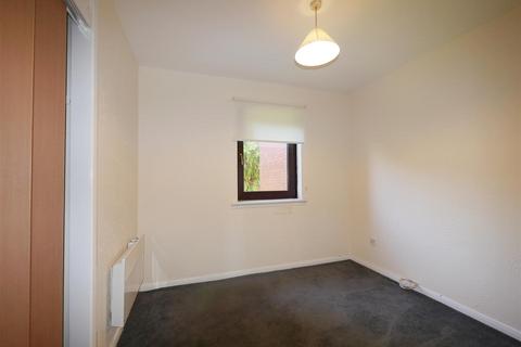 2 bedroom flat to rent, The Groves, Bishopbriggs, Glasgow