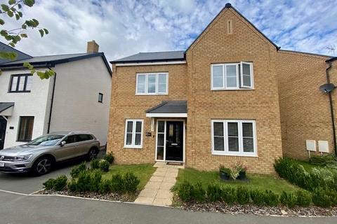 4 bedroom detached house for sale, Peacock Drive, Sawtry