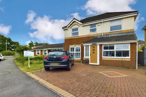 4 bedroom detached house for sale, Cae Ganol, Porthcawl CF36