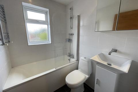 2 bedroom terraced house to rent, 10 Norwood Far GroveBeverley