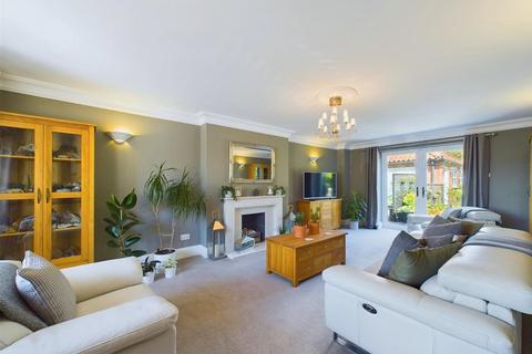 4 bedroom detached house for sale, Eden Gardens, Bempton