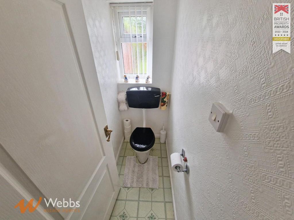 Toilet.jpg