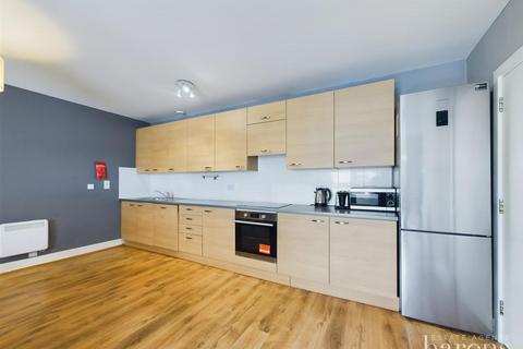 2 bedroom apartment for sale, Skyline Plaza, Basingstoke RG21