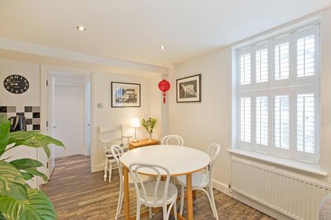 2 bedroom flat for sale, High Street, Knaresborough