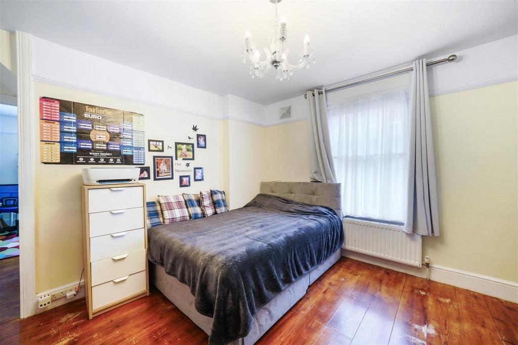 49 A Roxborough Road - pq Mh Kn IEu8868h Wcx312.jpg