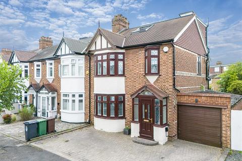 4 bedroom semi-detached house for sale, Richmond Crescent, London E4