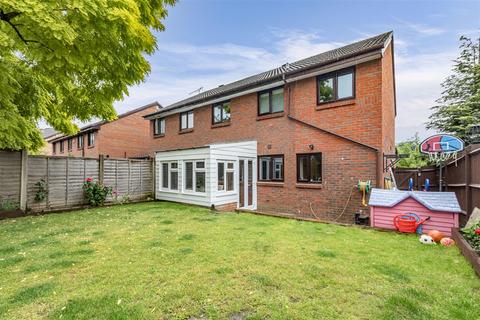 4 bedroom semi-detached house for sale, Palmer Crescent, Ottershaw