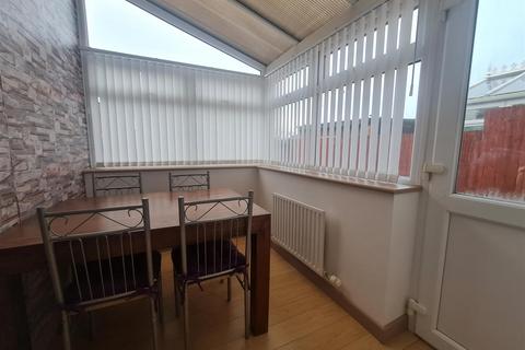3 bedroom terraced house to rent, Chapel Terrace, Thornhill CA22