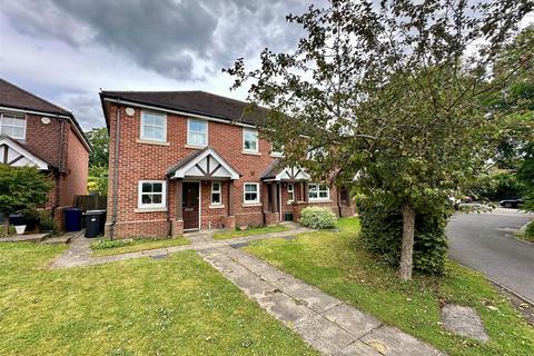 2 bedroom end of terrace house for sale, Ellerton Way, Wrecclesham, Farnham