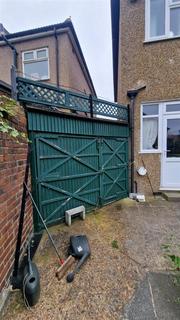 3 bedroom semi-detached house for sale, Stanley Avenue, Dagenham, RM8