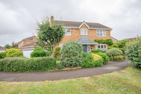 4 bedroom detached house for sale, Fontwell Drive, Downend, Bristol, BS16 6RR