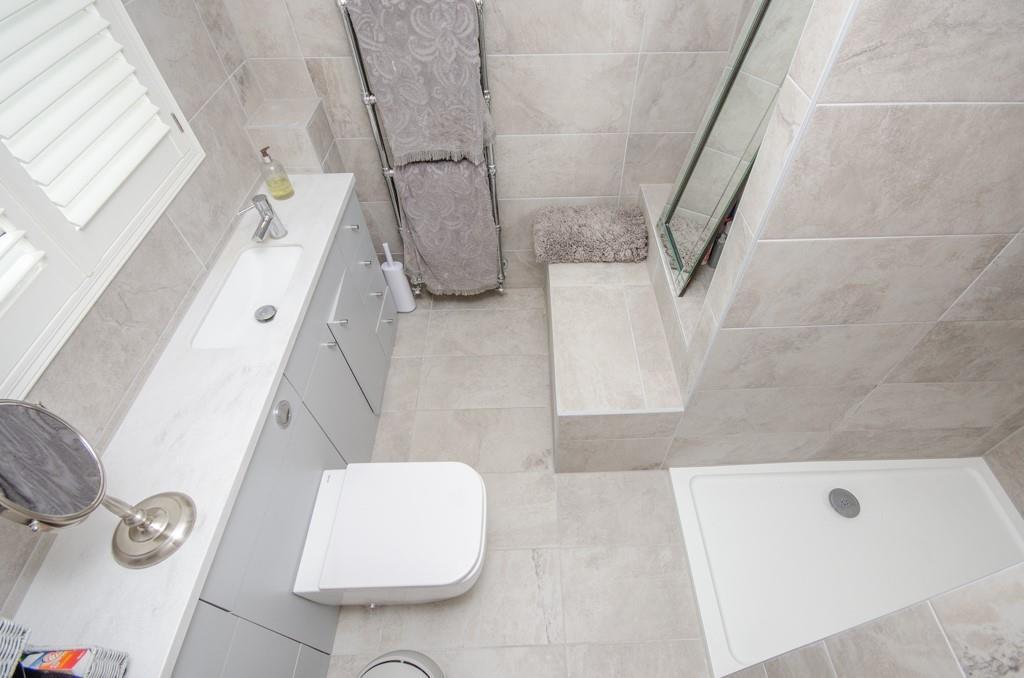 En suite.jpg
