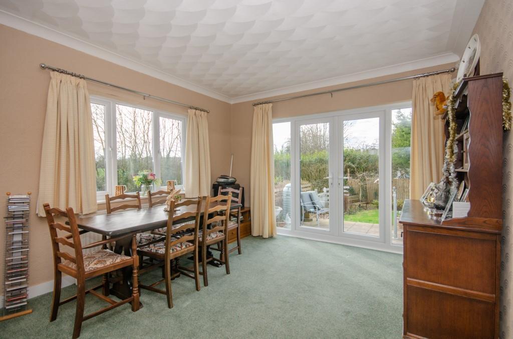 Dining area.jpg