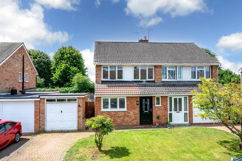 3 bedroom semi-detached house for sale, The Horseshoe, Leverstock Green, Hertfordshire, HP3 8QU