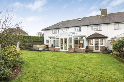 4 bedroom semi-detached house for sale, Yewlands Close, Banstead