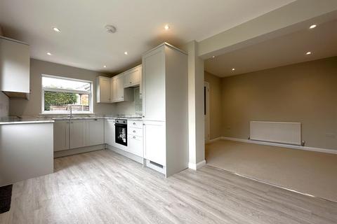 17 Longfellow Drive, Balderton, Newark, NG24 3QP