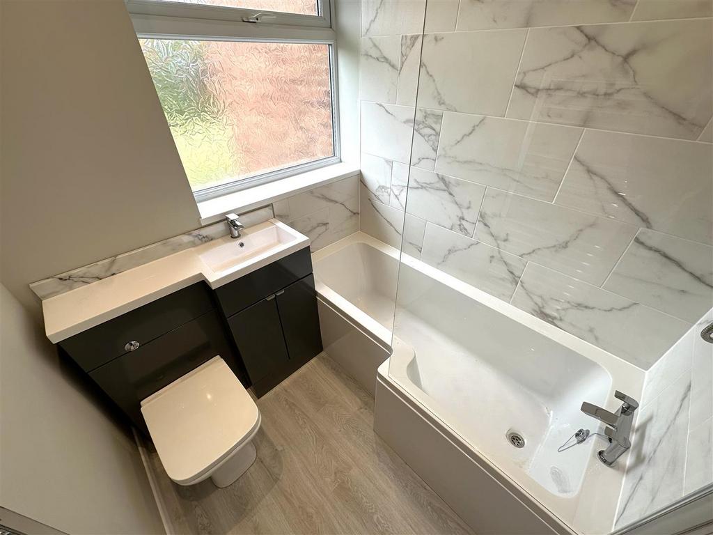 Contemporary Bathroom 451