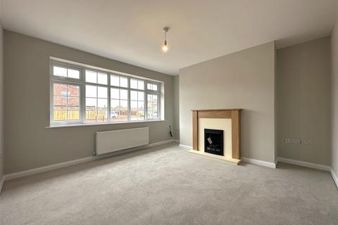 17 Longfellow Drive, Balderton, Newark, NG24 3QP