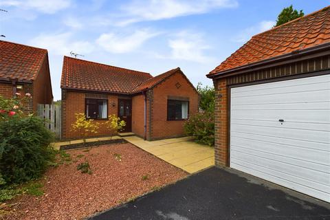 2 bedroom detached bungalow for sale, 33 Angus Drive, Driffield, YO25 5BQ