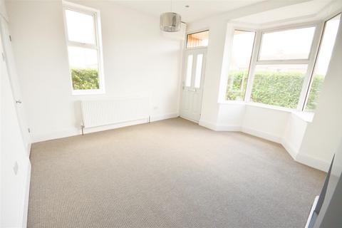 3 bedroom end of terrace house for sale, Mansfield Road, Killamarsh, Sheffield, S21