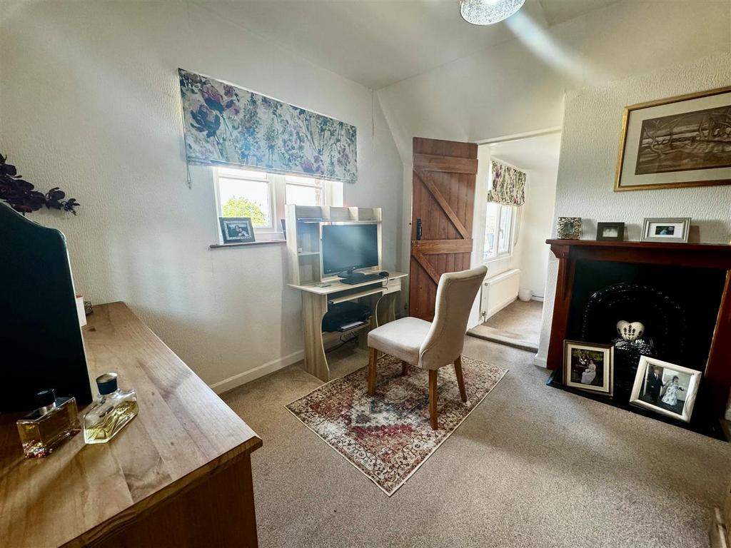 Bedroom2.jpg