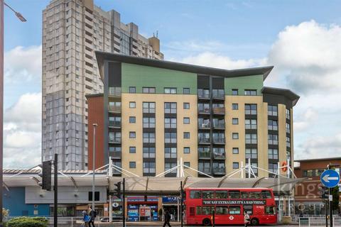 2 bedroom flat for sale, The Concourse, Edmonton, N9