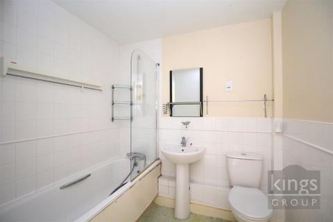 2 bedroom flat for sale, The Concourse, Edmonton, N9