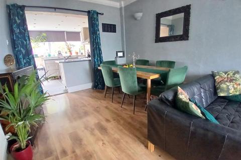 undefined, Nuneaton Road, Bulkington