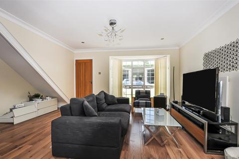 6 bedroom end of terrace house for sale, River Reach, Teddington