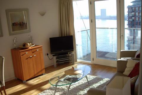 1 bedroom apartment to rent, Fairmont Avenue, London E14