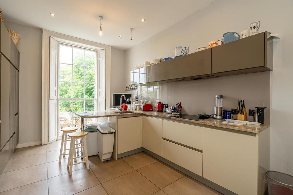 Kitchen Breakfast Room (2).jpg