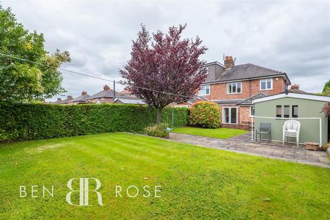 3 bedroom semi-detached house for sale, Worcester Avenue, Leyland