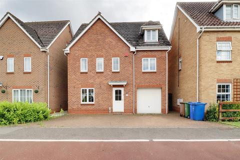 6 bedroom detached house for sale, Elloughtonthorpe Way, Brough