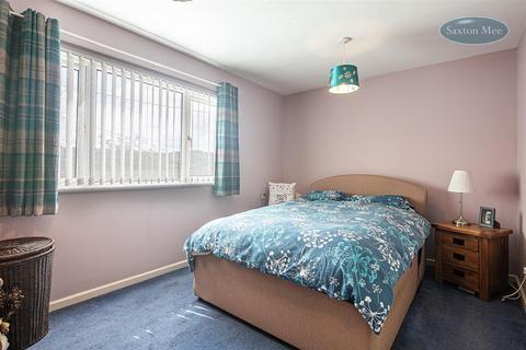 57 Fairbarn Drive, Sheffield, S6 5QH