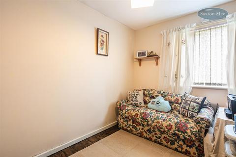 57 Fairbarn Drive, Sheffield, S6 5QH