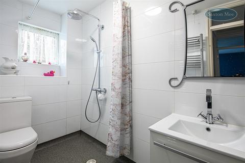 57 Fairbarn Drive, Sheffield, S6 5QH