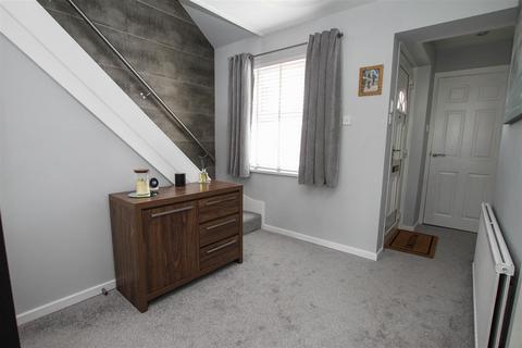 3 Moorescroft, Kelvedon Hatch, Brentwood, CM15 0XF