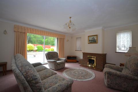 3 bedroom detached bungalow for sale, Noon Hill Drive, Verwood