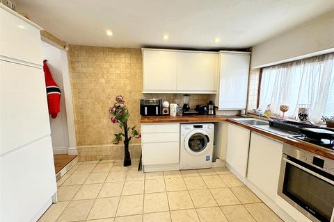 16a Tower Hamlets Road, London, E7 9BZ