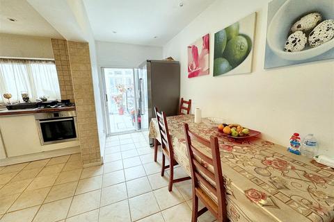 16a Tower Hamlets Road, London, E7 9BZ