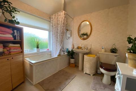 13 Elm Grove, Ashton-under-lyne, OL6 8PU