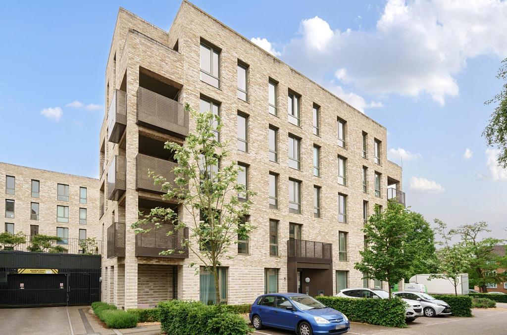Davidson Frost-Wellings, DFW, Grafham Court, Edgwa