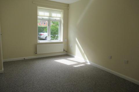 2 bedroom townhouse to rent, The Gardens, Leeds LS10