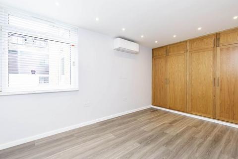 2 bedroom apartment to rent, NW6