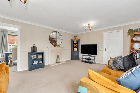 4 bedroom detached house for sale, Ryders Way, Rickinghall